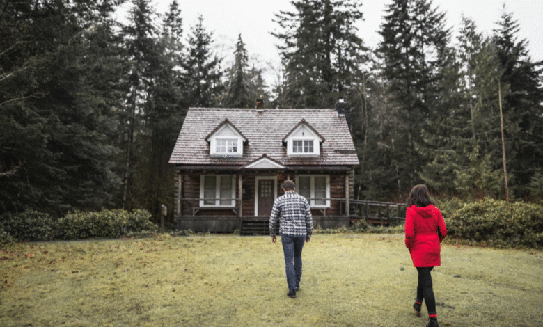 Buying Abandoned Houses: A Smart Investment Opportunity or Risky Venture?