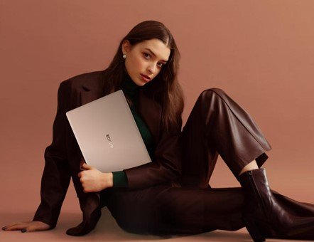Why Lightweight Laptops Outperform On the Go?